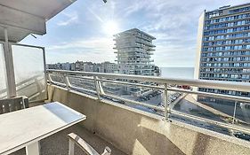 Oostende Studio Royal Ascot Q7 Met Terras En Zeezicht Op Toplocatie